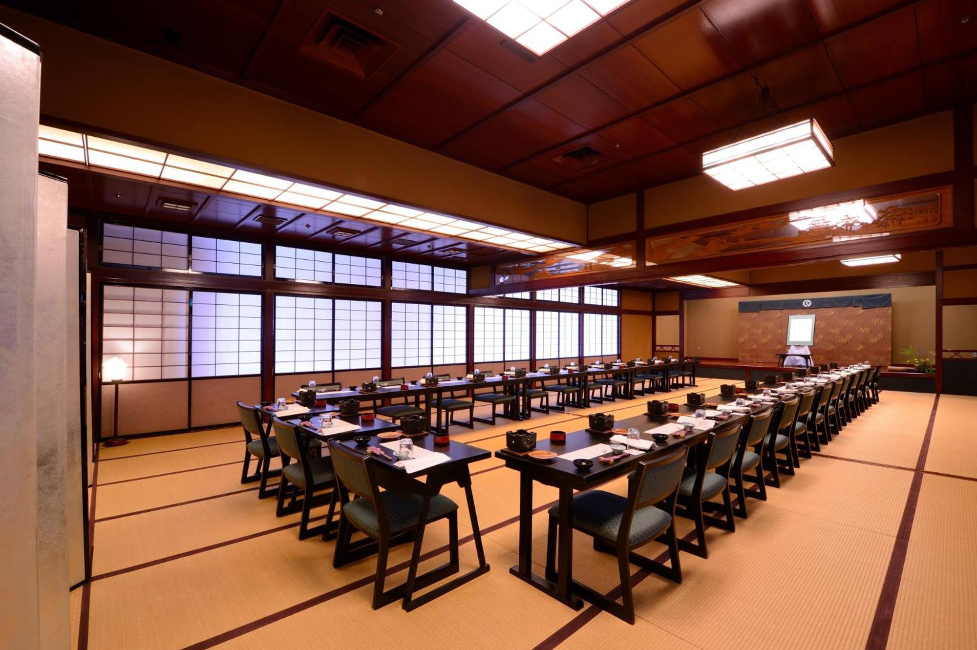 Senkeien Tsukioka Hotel Kaminoyama Exteriér fotografie